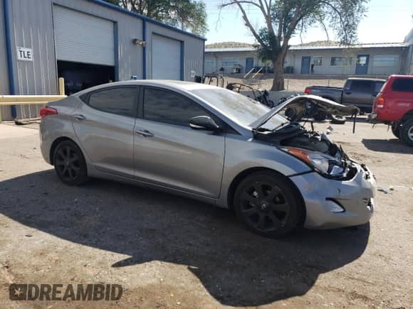 2012 Hyundai Elantra Limited с VIN KMHDH4AE9CU437760, выставлен на аукционе Copart как лот 84178104 с пробегом 86 658 миль миль и Списание • Salvage title. История ставок и продаж доступна на DreamBid. Изображение 4.