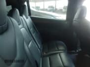 ✅ 2020 Tesla Model X Long Range • VIN: 5YJXCAE25LF229821 • Lot: 43023395. Wystawiony na IAAI z przebiegiem 127 674 mil. Bezpłatny archiwum sprzedaży aukcyjnych z USA i szczegółowy raport historii pojazdu na DreamBid. Zdjęcie 8.