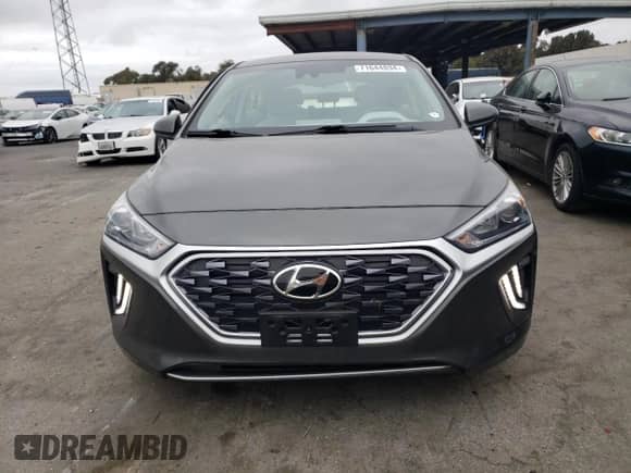 2020 Hyundai Ioniq SE с VIN KMHC65LD8LU219367, выставлен на аукционе Copart как лот 71644894 с пробегом 32 860 миль миль и Списание • Salvage title. История ставок и продаж доступна на DreamBid. Изображение 5.