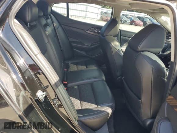 ✅ 2017 Nissan Maxima Platinum • VIN: 1N4AA6AP4HC444174 • Lot: 82112205. Listed on Copart with 100,785 mi. Free auction sales archive from the USA and detailed vehicle history report at DreamBid. Image 10.