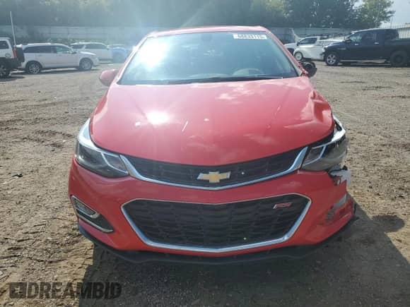 2017 Chevrolet Cruze LT z VIN 3G1BE6SM9HS580567, wystawiony jako Copart lot #68833115 z przebiegiem 40 005 mil mil oraz Szkoda całkowita • Salvage title. Historia ofert i sprzedaży dostępna na DreamBid. Obrazek 5.