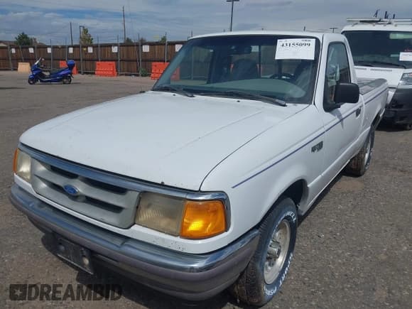 ✅ 1997 Ford Ranger XLT • VIN: 1FTCR10A6VUD06640 • Lot: 43155099. Listed on IAAI with 250,891 mi. Free auction sales archive from the USA and detailed vehicle history report at DreamBid. Image 2.