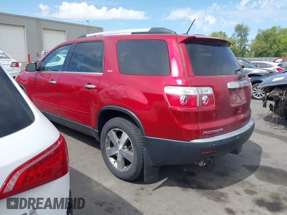 ✅ 2012 GMC Acadia SLT2 • VIN: 1GKKVSED4CJ129203 • Lot: 43198382. Listed on IAAI with 140,933 mi. Free auction sales archive from the USA and detailed vehicle history report at DreamBid. Image 3.