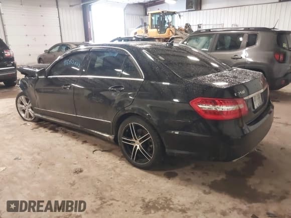 ✅ 2010 Mercedes-Benz E 350 Luxury • VIN: WDDHF8HB4AA139460 • Lot: 41660000. Listed on IAAI with 147,782 mi. Free auction sales archive from the USA and detailed vehicle history report at DreamBid. Image 3.