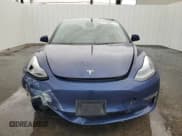 ✅ 2022 Tesla Model 3 • VIN: 5YJ3E1EAXNF190873 • Lot: 59681145. Wystawiony na Copart z przebiegiem Nie podano. Bezpłatny archiwum sprzedaży aukcyjnych z USA i szczegółowy raport historii pojazdu na DreamBid. Zdjęcie 5.