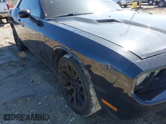 ✅ 2010 Dodge Challenger SE • VIN: 2B3CJ4DVXAH218873 • Lot: 41754762. Wystawiony na IAAI z przebiegiem 136 702 mil. Bezpłatny archiwum sprzedaży aukcyjnych z USA i szczegółowy raport historii pojazdu na DreamBid. Zdjęcie 15.