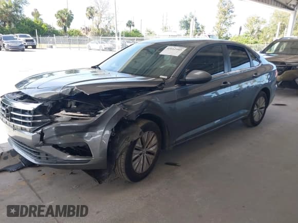 ✅ 2019 Volkswagen Jetta S • VIN: 3VWC57BU0KM179550 • Lot: 43662485. Listed on IAAI with 67,523 mi. Free auction sales archive from the USA and detailed vehicle history report at DreamBid. Image 17.