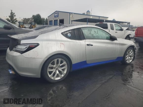 ✅ 2013 Hyundai Genesis Coupe Premium • VIN: KMHHT6KD9DU090143 • Lot: 82425235. Wystawiony na Copart z przebiegiem 185 549 mil. Bezpłatny archiwum sprzedaży aukcyjnych z USA i szczegółowy raport historii pojazdu na DreamBid. Zdjęcie 3.