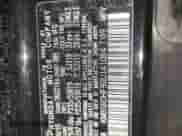 2016 Hyundai Santa Fe Limited z VIN KM8SRDHF9GU141064, wystawiony jako Copart lot #90247635 z przebiegiem 142 441 mil mil oraz Czysty tytuł • Clean title. Historia ofert i sprzedaży dostępna na DreamBid. Obrazek 13.