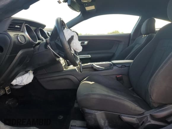 ✅ 2019 Ford Mustang EcoBoost • VIN: 1FA6P8TH1K5133481 • Lot: 84575965. Listed on Copart with 92,458 mi. Free auction sales archive from the USA and detailed vehicle history report at DreamBid. Image 7.