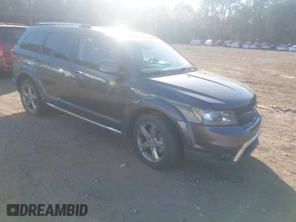 ✅ 2017 Dodge Journey Crossroad Plus • VIN: 3C4PDCGB5HT613144 • Лот: 43670195. Опубликован ранее на IAAI с пробегом 130 009 миль. Бесплатный доступ к архиву аукционных продаж из США и подробный отчёт об истории автомобиля на DreamBid. Изображение 1.