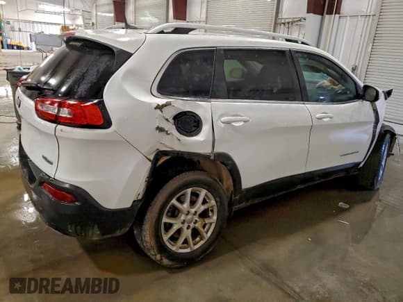 ✅ 2016 Jeep Cherokee Latitude • VIN: 1C4PJMCS5GW326917 • Lot: 93899895. Wystawiony na Copart z przebiegiem 103 152 mil. Bezpłatny archiwum sprzedaży aukcyjnych z USA i szczegółowy raport historii pojazdu na DreamBid. Zdjęcie 3.