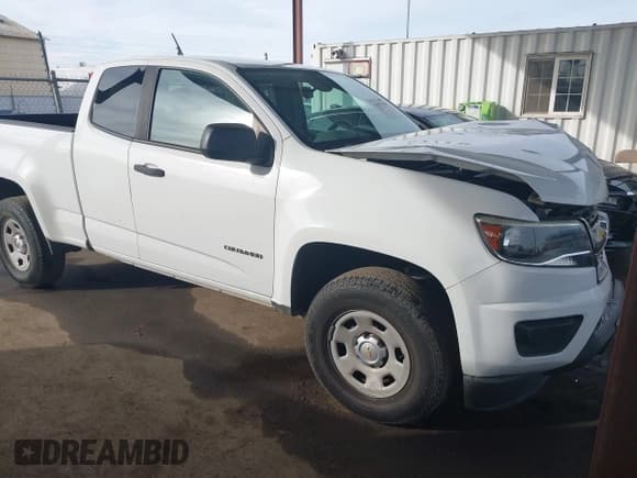 ✅ 2015 Chevrolet Colorado 2WD • VIN: 1GCHS1EA2F1224216 • Лот: 41473550. Опубликован ранее на IAAI с пробегом 127 623 миль. Бесплатный доступ к архиву аукционных продаж из США и подробный отчёт об истории автомобиля на DreamBid. Изображение 1.