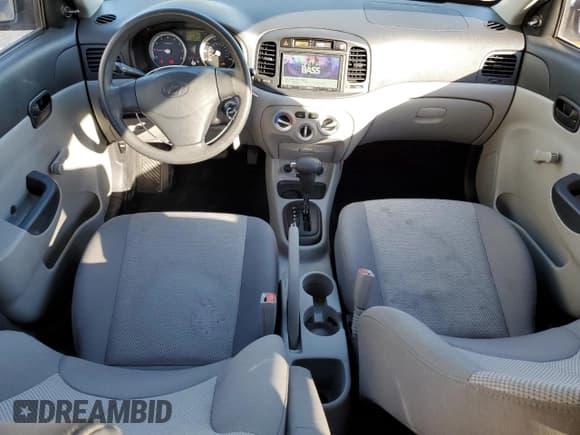 ✅ 2009 Hyundai Accent Auto GLS • VIN: KMHCN46C29U286121 • Лот: 89018265. Опубликован ранее на Copart с пробегом 85 916 миль. Бесплатный доступ к архиву аукционных продаж из США и подробный отчёт об истории автомобиля на DreamBid. Изображение 8.