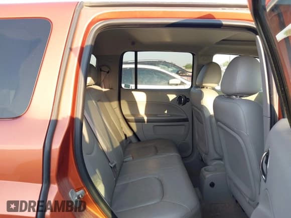 ✅ 2006 Chevrolet HHR LT • VIN: 3GNDA23P76S651153 • Lot: 39669259. Listed on IAAI with Not provided. Free auction sales archive from the USA and detailed vehicle history report at DreamBid. Image 8.