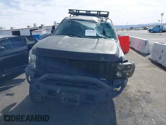 ✅ 2008 Chevrolet Silverado 2500HD LTZ • VIN: 1GCHK236X8F107042 • Лот: 41676842. Опубликован ранее на IAAI с пробегом 329 026 миль. Бесплатный доступ к архиву аукционных продаж из США и подробный отчёт об истории автомобиля на DreamBid. Изображение 11.