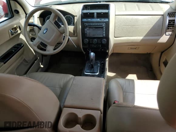 ✅ 2008 Ford Escape Limited • VIN: 1FMCU04178KB99449 • Lot: 56977605. Wystawiony na Copart z przebiegiem 113 371 mil. Bezpłatny archiwum sprzedaży aukcyjnych z USA i szczegółowy raport historii pojazdu na DreamBid. Zdjęcie 8.