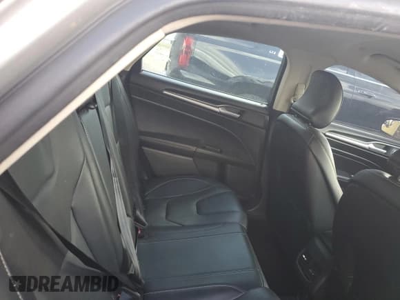 ✅ 2017 Ford Fusion Titanium • VIN: 3FA6P0SU5HR209693 • Lot: 84644695. Listed on Copart with 72,441 mi. Free auction sales archive from the USA and detailed vehicle history report at DreamBid. Image 10.