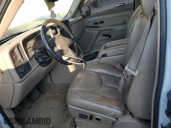 ✅ 2003 Chevrolet Silverado 1500 LS • VIN: 2GCEC19T131197995 • Lot: 69527004. Wystawiony na Copart z przebiegiem 197 471 mil mil. Skorzystaj z bezpłatnego archiwum sprzedaży aukcyjnych z USA i zobacz szczegółowy raport historii pojazdu na DreamBid. Zdjęcie 7.