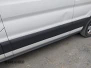 ✅ 2020 Ford Transit XLT • VIN: 1FBAX2CG9LKA54558 • Lot: 43695256. Wystawiony na IAAI z przebiegiem 53 652 mil. Bezpłatny archiwum sprzedaży aukcyjnych z USA i szczegółowy raport historii pojazdu na DreamBid. Zdjęcie 6.