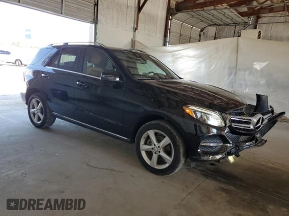 ✅ 2017 Mercedes-Benz GLE 350 • VIN: 4JGDA5HB7HA874705 • Lot: 81852365. Wystawiony na Copart z przebiegiem 73 072 mil. Bezpłatny archiwum sprzedaży aukcyjnych z USA i szczegółowy raport historii pojazdu na DreamBid. Zdjęcie 4.