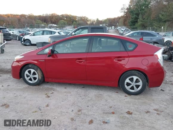 ✅ 2014 Toyota Prius Two • VIN: JTDKN3DU2E1803189 • Lot: 43583949. Wystawiony na IAAI z przebiegiem 221 102 mil. Bezpłatny archiwum sprzedaży aukcyjnych z USA i szczegółowy raport historii pojazdu na DreamBid. Zdjęcie 13.