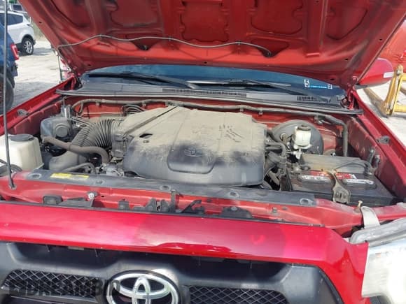 ✅ 2015 Toyota Tacoma PreRunner • VIN: 5TFKU4HN5FX006820 • Lot: 42647115. Listed on IAAI with 197,681 mi. Free auction sales archive from the USA and detailed vehicle history report at DreamBid. Image 10.