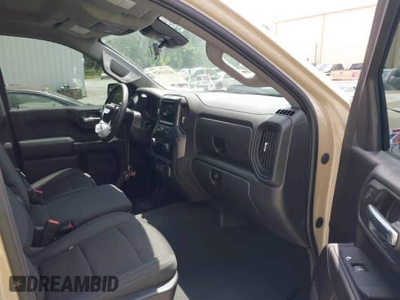 2022 Chevrolet Silverado 1500 Custom Trail Boss with VIN 3GCPDCEDXNG569831, listed as a IAAI auction lot 42241829 with 11,734 mi miles and . Bid and sale history available at DreamBid. Image 5.