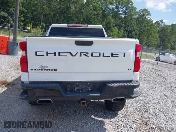 2021 Chevrolet Silverado 1500 LT Trail Boss z VIN 1GCPYFED4MZ453500, wystawiony jako IAAI lot #42766389 z przebiegiem 99 581 mil mil oraz . Historia ofert i sprzedaży dostępna na DreamBid. Obrazek 16.