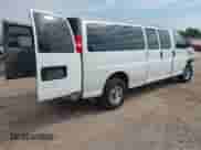 2017 Chevrolet Express Passenger LT с VIN 1GAZGPFG5H1336841, выставлен на аукционе IAAI как лот 43382617 с пробегом 147 896 миль миль и . История ставок и продаж доступна на DreamBid. Изображение 4.