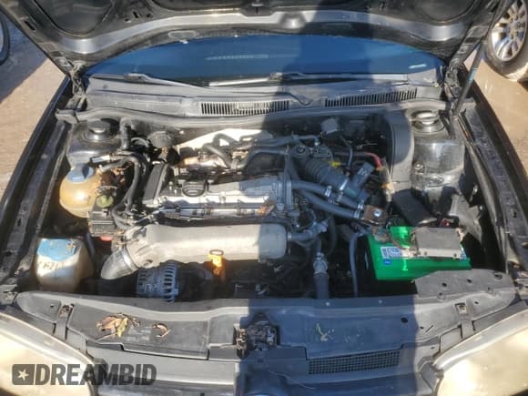 ✅ 2001 Volkswagen Golf GTI GLS • VIN: 9BWDD61JX14037508 • Lot: 73836924. Wystawiony na Copart z przebiegiem Nie podano. Bezpłatny archiwum sprzedaży aukcyjnych z USA i szczegółowy raport historii pojazdu na DreamBid. Zdjęcie 11.