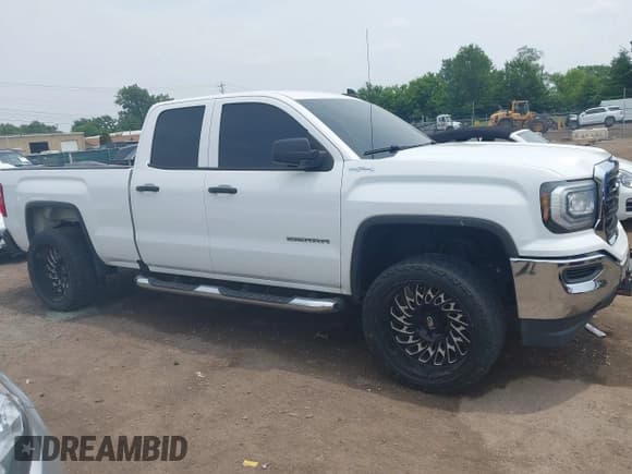 ✅ 2019 GMC Sierra 1500 • VIN: 2GTV2LEC5K1209696 • Лот: 42482077. Опубликован ранее на IAAI с пробегом 70 386 миль. Бесплатный доступ к архиву аукционных продаж из США и подробный отчёт об истории автомобиля на DreamBid. Изображение 12.