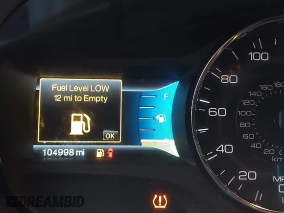 ✅ 2011 Ford Edge SEL • VIN: 2FMDK4JCXBBB15648 • Lot: 43773114. Wystawiony na IAAI z przebiegiem 104 998 mil. Bezpłatny archiwum sprzedaży aukcyjnych z USA i szczegółowy raport historii pojazdu na DreamBid. Zdjęcie 7.