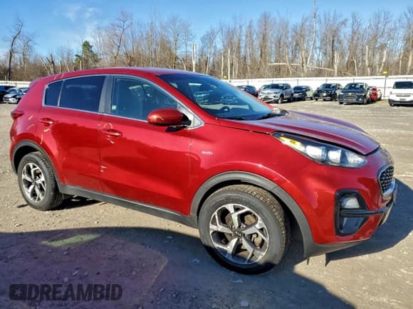 ✅ 2020 Kia Sportage LX • VIN: KNDPMCAC6L7703286 • Лот: 94066415. Опубликован ранее на Copart с пробегом 73 128 миль. Бесплатный доступ к архиву аукционных продаж из США и подробный отчёт об истории автомобиля на DreamBid. Изображение 4.