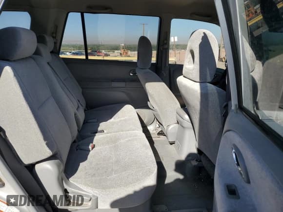 ✅ 2004 Suzuki XL7 LX • VIN: JS3TX92V944114570 • Lot: 73029184. Listed on Copart with 130,807 mi. Free auction sales archive from the USA and detailed vehicle history report at DreamBid. Image 11.