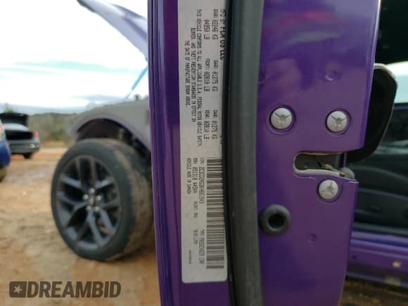 ✅ 2019 Dodge Challenger SXT • VIN: 2C3CDZAG3KH661543 • Lot: 38336674. Wystawiony na Copart z przebiegiem 48 826 mil. Bezpłatny archiwum sprzedaży aukcyjnych z USA i szczegółowy raport historii pojazdu na DreamBid. Zdjęcie 13.