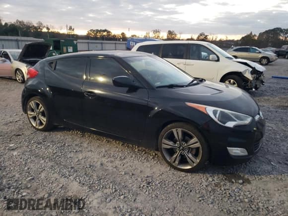 ✅ 2013 Hyundai Veloster w/Black Int • VIN: KMHTC6AD0DU103339 • Lot: 80997924. Wystawiony na Copart z przebiegiem 159 305 mil. Bezpłatny archiwum sprzedaży aukcyjnych z USA i szczegółowy raport historii pojazdu na DreamBid. Zdjęcie 4.