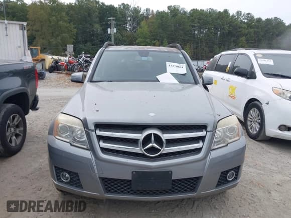 ✅ 2012 Mercedes-Benz GLK 350 • VIN: WDCGG8HB8CF755634 • Lot: 43270641. Listed on IAAI with 125,088 mi. Free auction sales archive from the USA and detailed vehicle history report at DreamBid. Image 12.