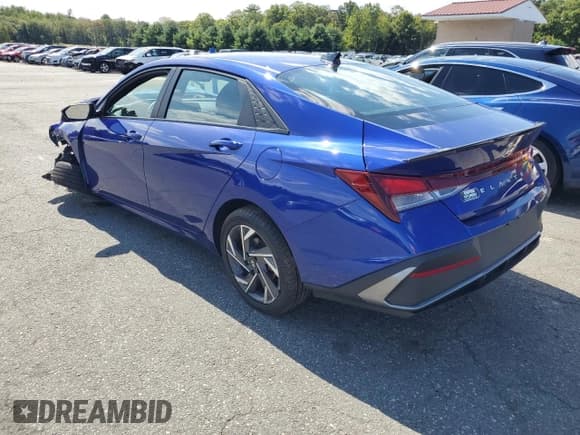 ✅ 2025 Hyundai Elantra SEL Sport • VIN: KMHLM4DG8SU893929 • Lot: 71358445. Listed on Copart with 5,574 mi. Free auction sales archive from the USA and detailed vehicle history report at DreamBid. Image 2.