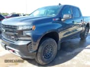✅ 2019 Chevrolet Silverado 1500 LT Trail Boss • VIN: 1GCPYFED1KZ366585 • Lot: 42853574. Wystawiony na IAAI z przebiegiem 102 469 mil. Bezpłatny archiwum sprzedaży aukcyjnych z USA i szczegółowy raport historii pojazdu na DreamBid. Zdjęcie 2.