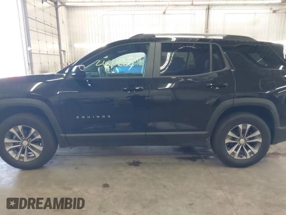 ✅ 2025 Chevrolet Equinox AWD LT • VIN: 3GNAXPEG8SL240506 • Lot: 42611264. Wystawiony na IAAI z przebiegiem 5 746 mil. Bezpłatny archiwum sprzedaży aukcyjnych z USA i szczegółowy raport historii pojazdu na DreamBid. Zdjęcie 15.