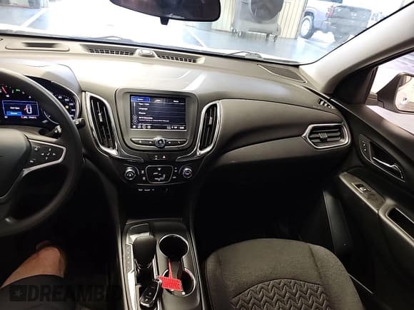 ✅ 2022 Chevrolet Equinox LT • VIN: 3GNAXKEV7NL262437 • Лот: 42526472. Опубликован ранее на IAAI с пробегом 67 721 миль. Бесплатный доступ к архиву аукционных продаж из США и подробный отчёт об истории автомобиля на DreamBid. Изображение 1.