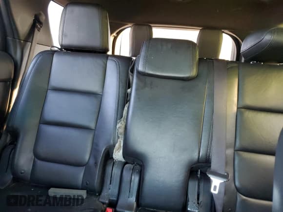 ✅ 2015 Ford Explorer XLT • VIN: 1FM5K8D83FGC03958 • Lot: 91534865. Listed on Copart with 162,936 mi. Free auction sales archive from the USA and detailed vehicle history report at DreamBid. Image 10.