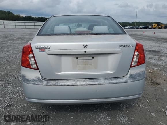 ✅ 2008 Suzuki Forenza • VIN: KL5JD56Z48K838985 • Lot: 84002335. Wystawiony na Copart z przebiegiem 66 503 mil. Bezpłatny archiwum sprzedaży aukcyjnych z USA i szczegółowy raport historii pojazdu na DreamBid. Zdjęcie 6.