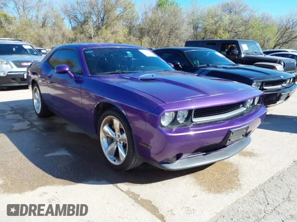 ✅ 2014 Dodge Challenger R/T 100th Anniversary Appearance • VIN: 2C3CDYBT0EH196648 • Lot: 41842511. Wystawiony na IAAI z przebiegiem 84 104 mil. Bezpłatny archiwum sprzedaży aukcyjnych z USA i szczegółowy raport historii pojazdu na DreamBid. Zdjęcie 1.