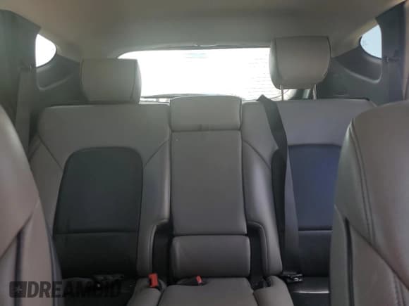 ✅ 2018 Hyundai Santa Fe 2.4L • VIN: 5XYZU3LB2JG511912 • Лот: 44390174. Опубликован ранее на Copart с пробегом 74 835 миль. Бесплатный доступ к архиву аукционных продаж из США и подробный отчёт об истории автомобиля на DreamBid. Изображение 10.