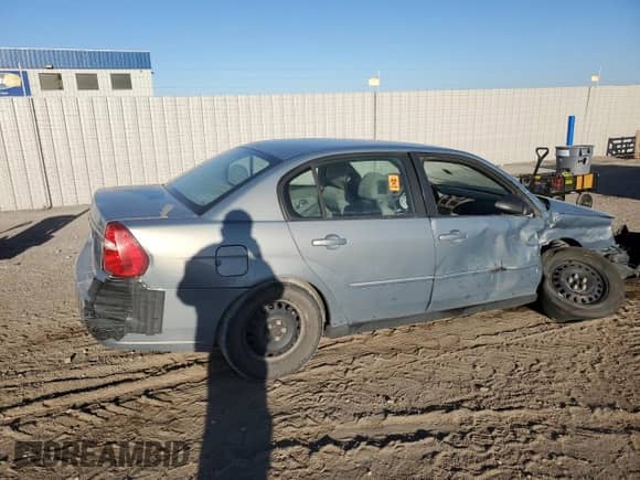 2007 Chevrolet Malibu LS z VIN 1G1ZS57N57F224025, wystawiony jako Copart lot #73156924 z przebiegiem Nie podano mil oraz Czysty tytuł • Clean title. Historia ofert i sprzedaży dostępna na DreamBid. Obrazek 3.