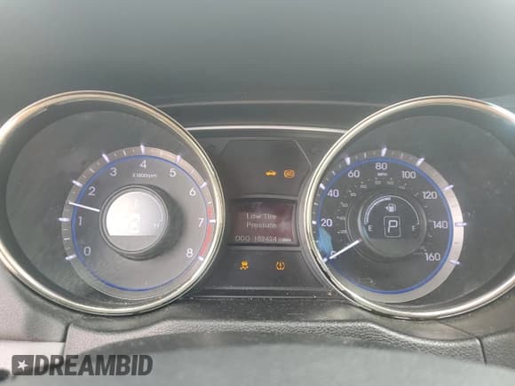 ✅ 2013 Hyundai Sonata Limited • VIN: 5NPEC4AC0DH676552 • Lot: 73004114. Listed on Copart with 102,424 mi. Free auction sales archive from the USA and detailed vehicle history report at DreamBid. Image 9.