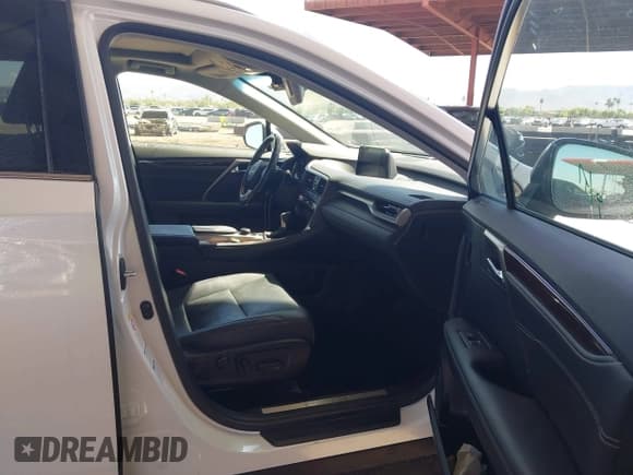 ✅ 2016 Lexus RX 350 • VIN: 2T2BZMCA0GC032520 • Lot: 43290345. Wystawiony na IAAI z przebiegiem 77 553 mil. Bezpłatny archiwum sprzedaży aukcyjnych z USA i szczegółowy raport historii pojazdu na DreamBid. Zdjęcie 5.