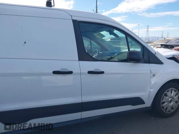 ✅ 2018 Ford Transit Connect XLT • VIN: NM0LS7F75J1379476 • Lot: 40666415. Listed on IAAI with 41,713 mi. Free auction sales archive from the USA and detailed vehicle history report at DreamBid. Image 13.